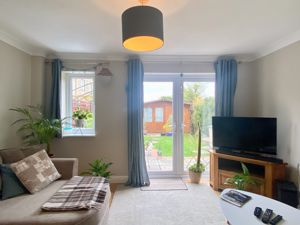 Living room- click for photo gallery